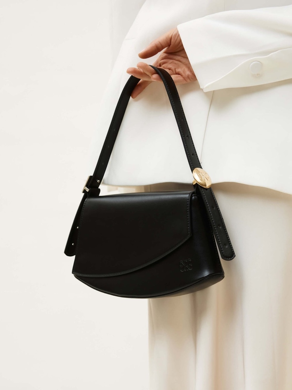Svarian Black Shoulder Bag Zaha